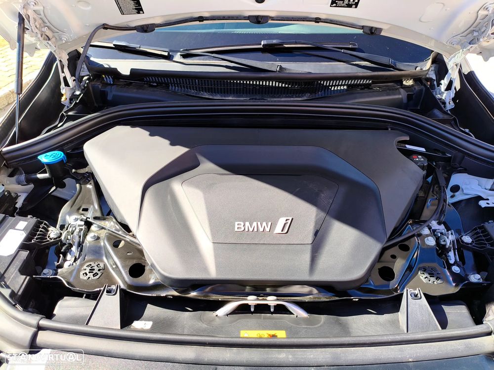 BMW iX1 eDrive20 - 30