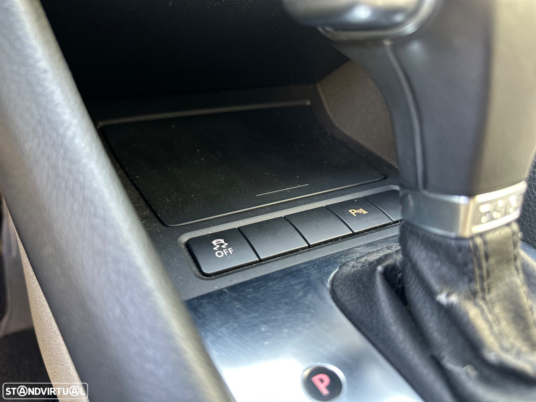 VW Golf 2.0 TDi Highline DSG - 20