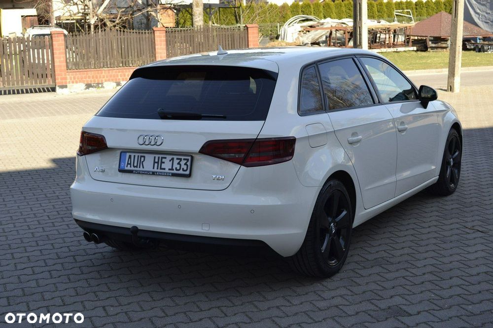 Audi A3 Sportback 2.0 TDI S tronic design - 12