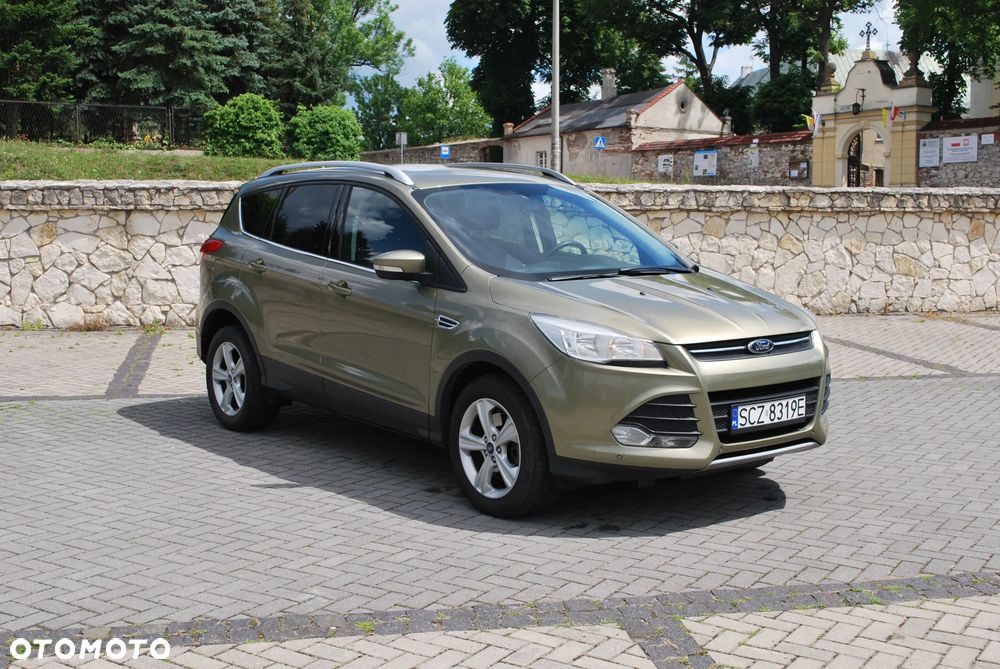 Ford Kuga 2.0 TDCi 2x4 Titanium - 11