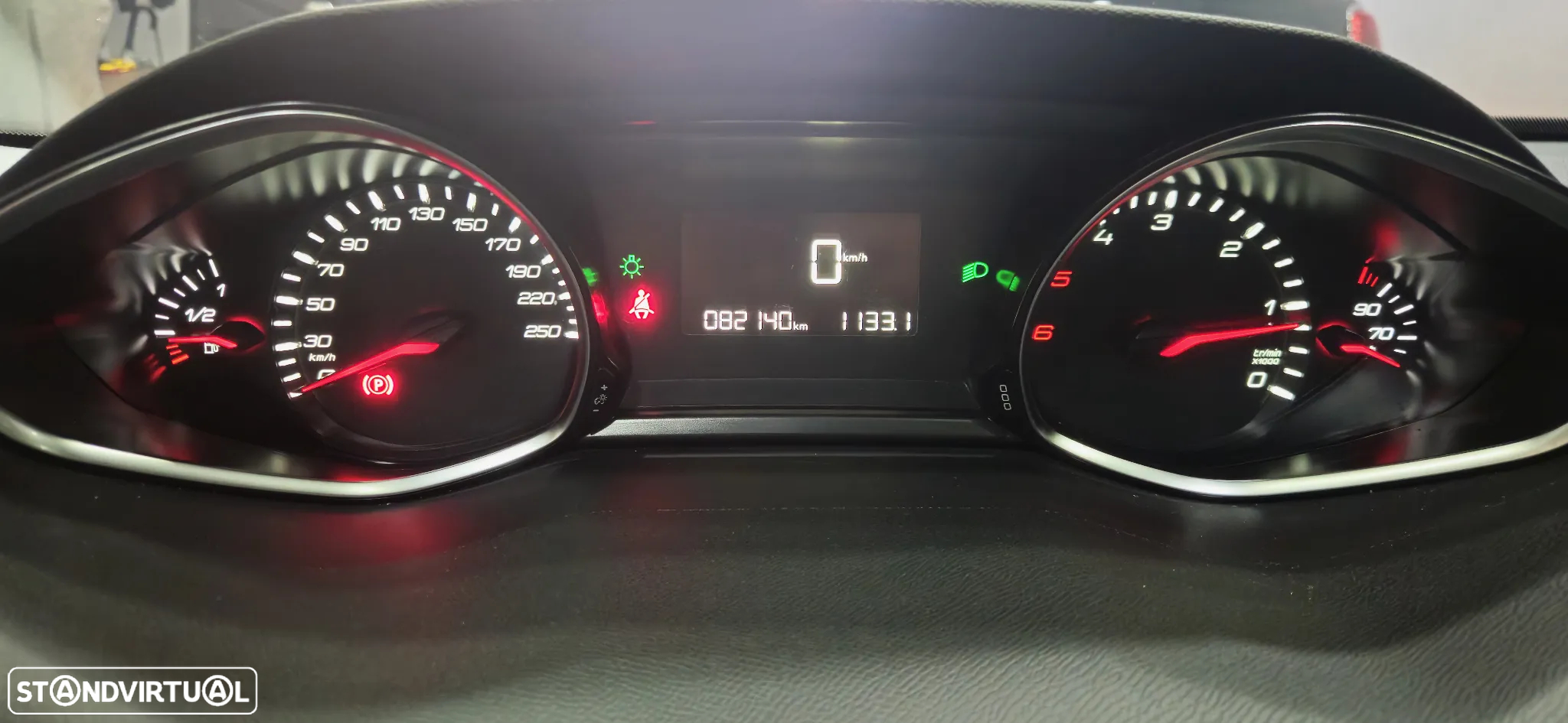 Peugeot 308 SW 1.6 BlueHDi Style - 10