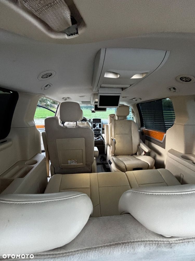 Chrysler Town & Country 4.0 Limited - 14