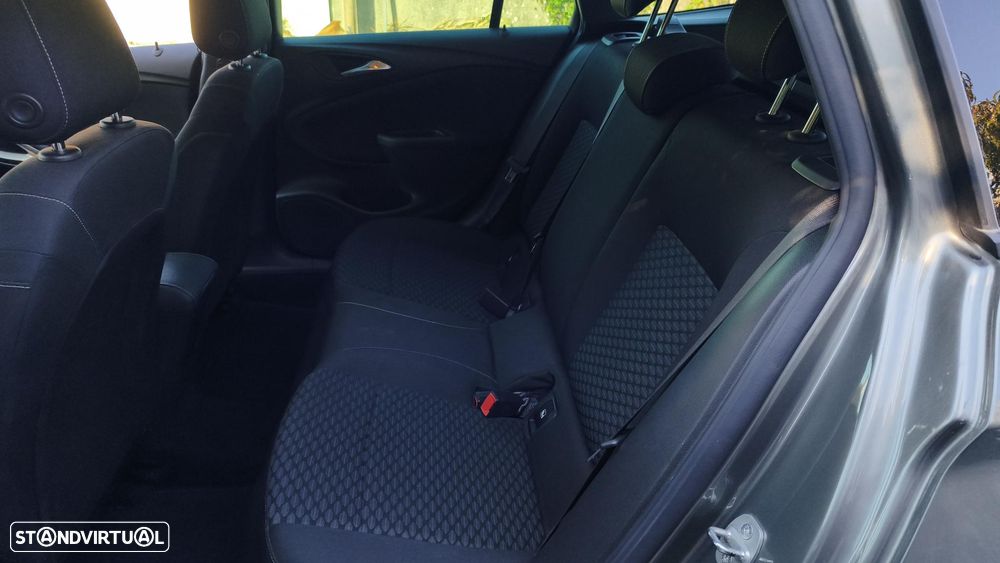 Opel Astra Sports Tourer 1.5 D Ultimate S/S - 18