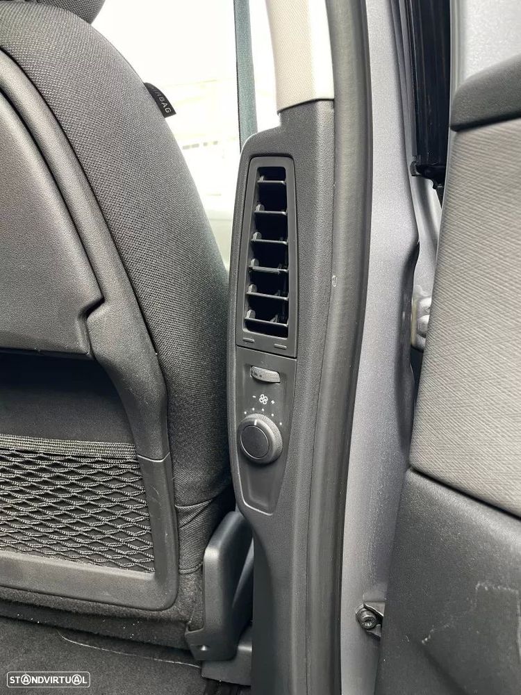 Citroën Grand C4 Spacetourer 1.5 BlueHDi Feel Business EAT8 - 41