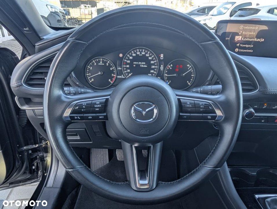 Mazda 3 - 16