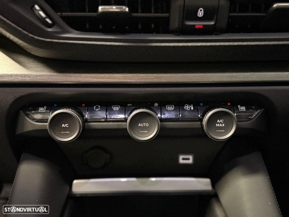 Citroën C5 X 1.2 PureTech Feel Pack EAT8 - 31