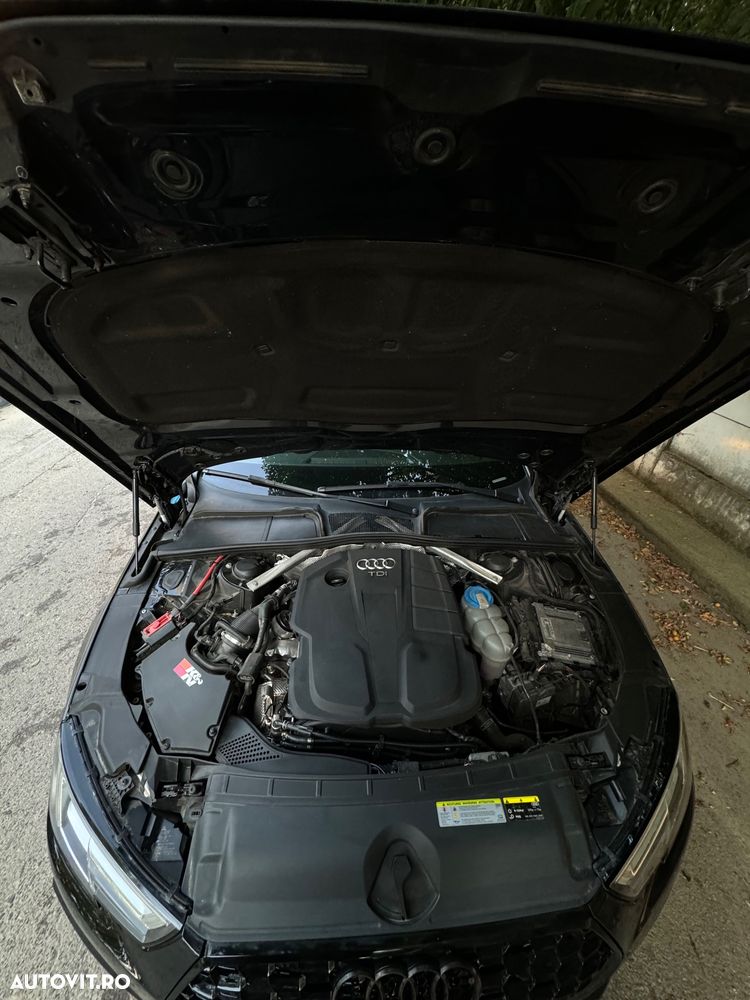 Audi A4 2.0 TDI quattro S tronic - 33