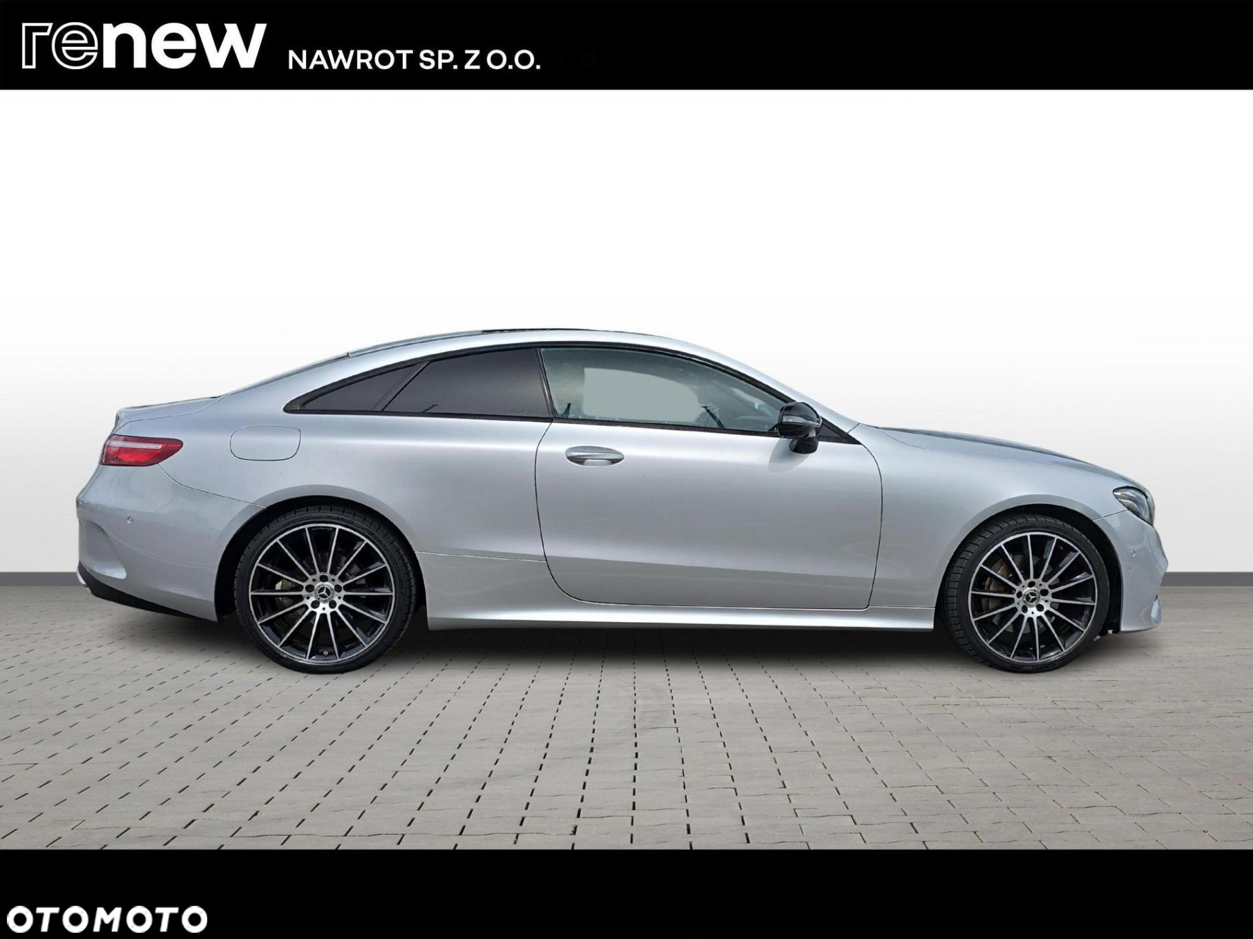 Mercedes-Benz Klasa E 220 d Coupe 4-Matic 9G-TRONIC - 6