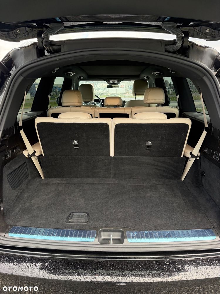 Mercedes-Benz GLS - 14