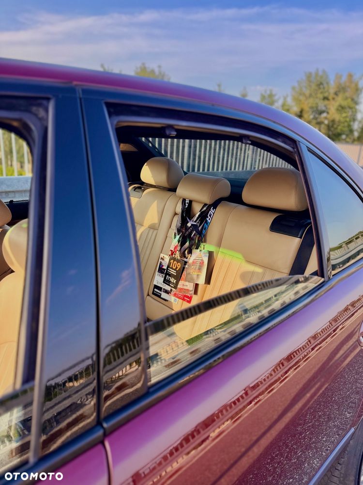 BMW Seria 5 540i - 23