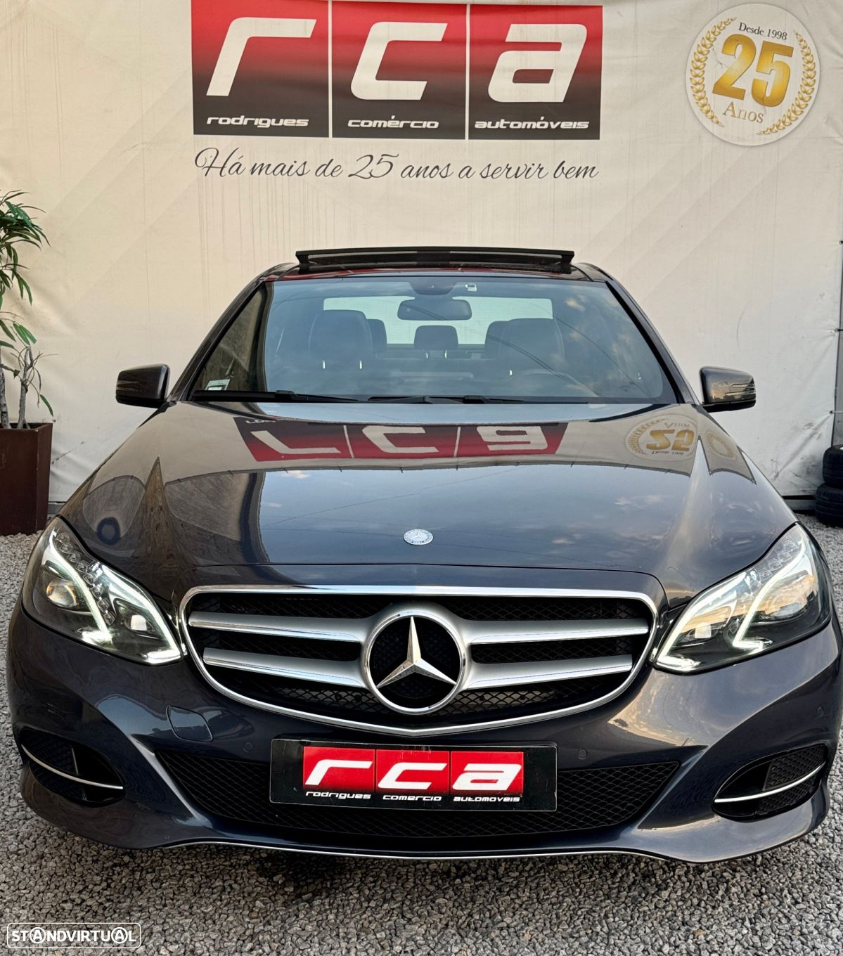 Mercedes-Benz E 300 Bluetec Hybrid Avantgarde - 27