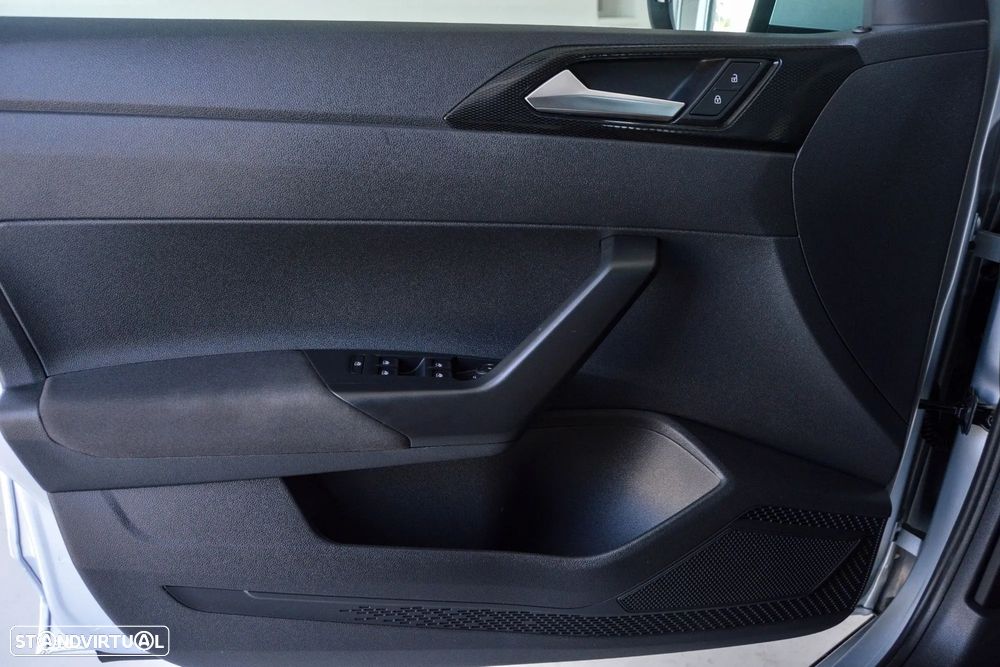VW Taigo 1.0 TSI Urban DSG - 29
