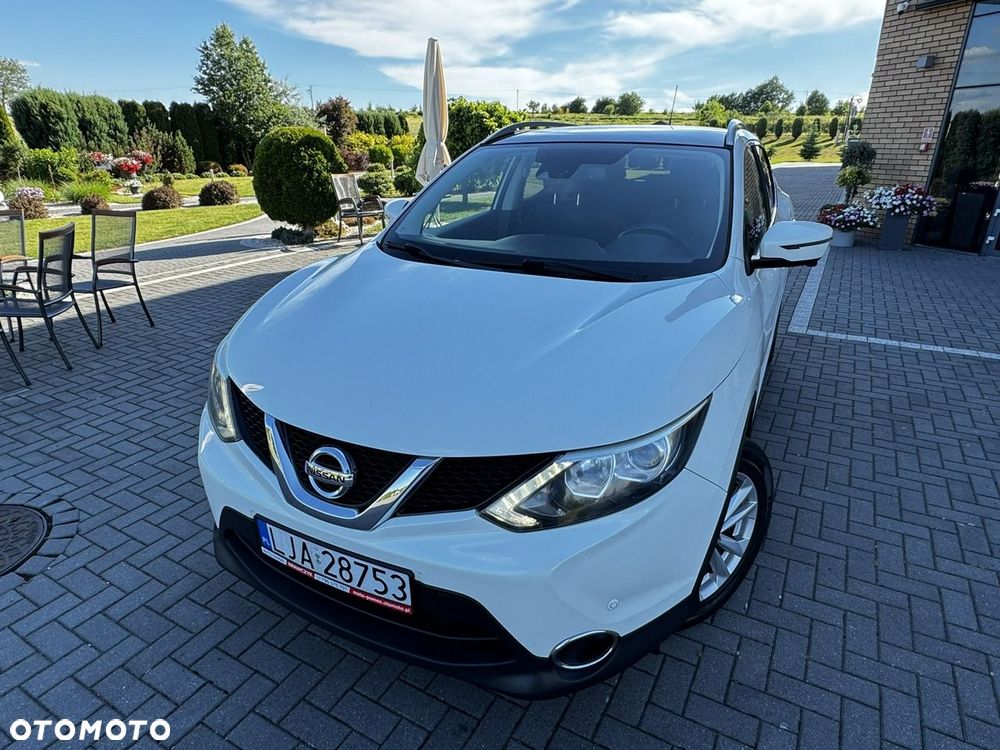 Nissan Qashqai 1.5 dCi TEKNA - 1