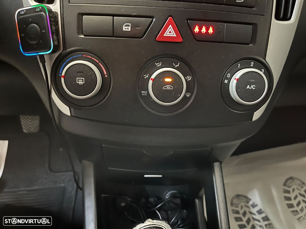 Kia Ceed SW 1.6 CRDi EX ISG - 14