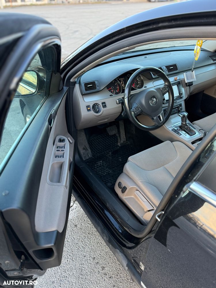 Volkswagen Passat - 3