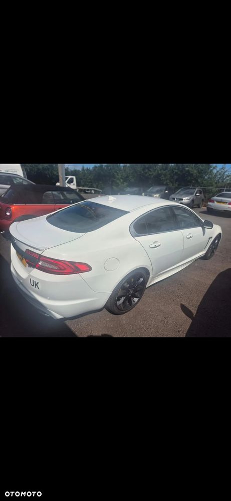 Jaguar XF 3.0 V6 S - 14