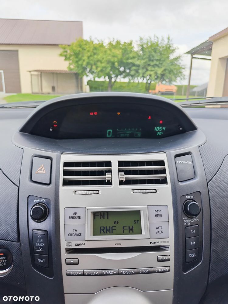 Toyota Yaris 1.4 D-4D Multi Mode Sol - 4