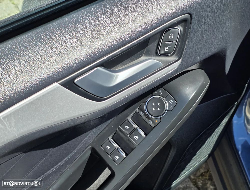Ford Focus 1.0 EcoBoost Business - 21