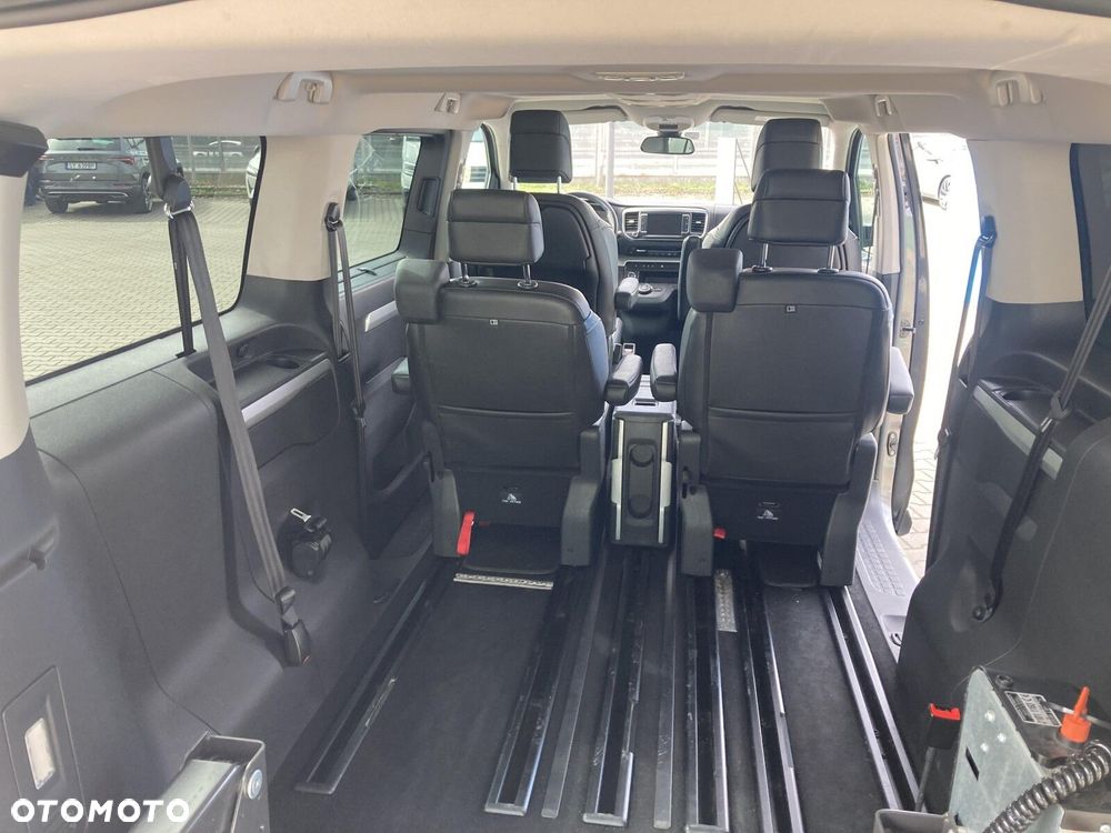 Toyota Proace Verso - 19