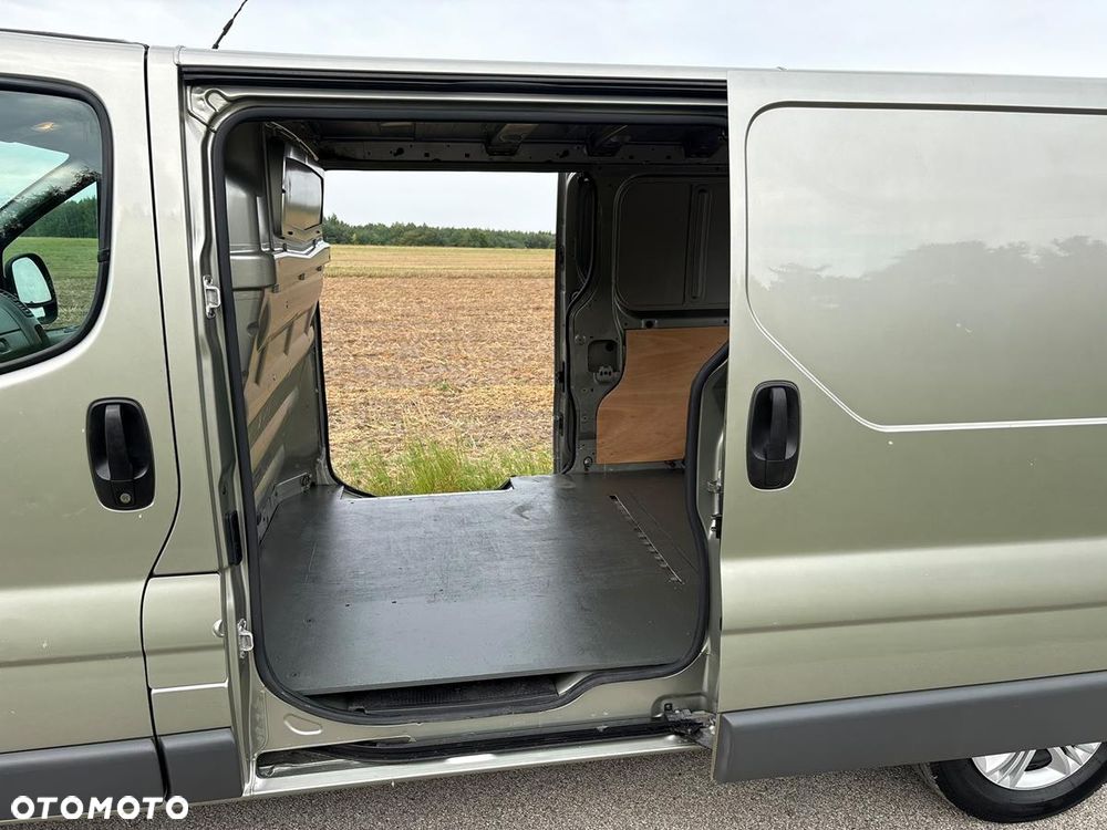Opel Vivaro - 23