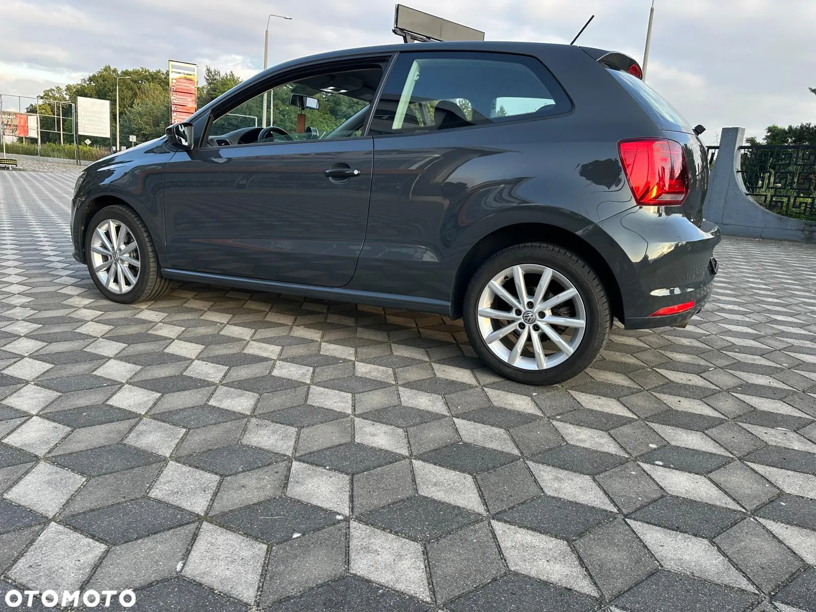 Volkswagen Polo - 5