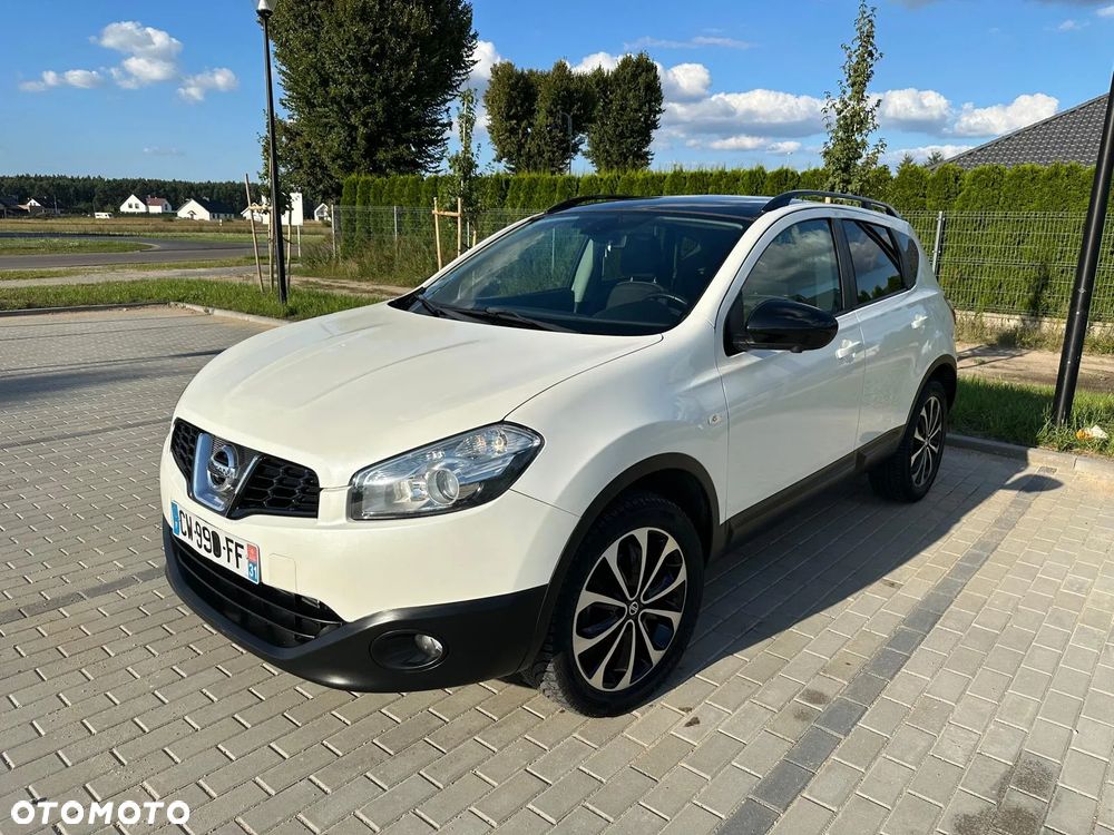 Nissan Qashqai 1.6 dCi 4 x 4 DPF Start/Stop tekna - 1
