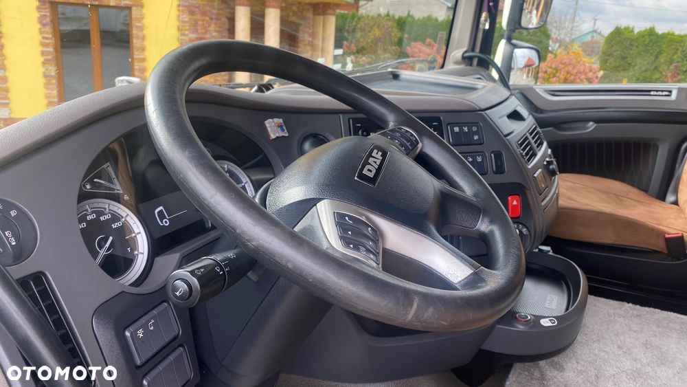 DAF 480 SuperSpaceCabe - 19