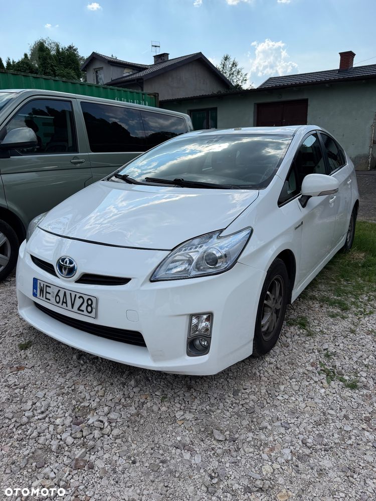 Toyota Prius - 3
