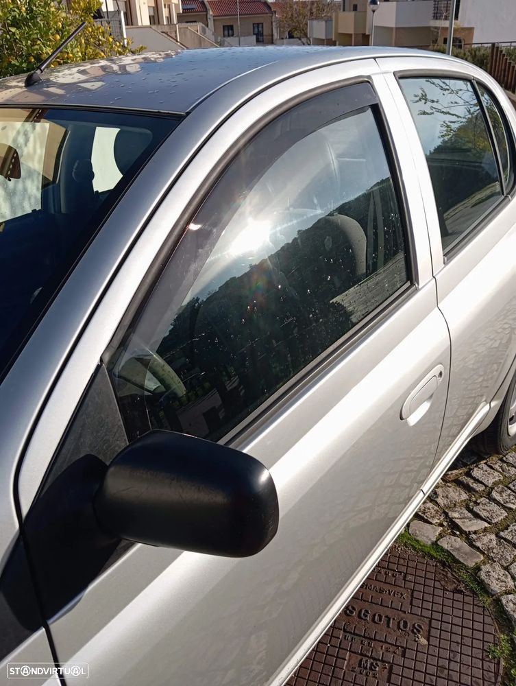 Toyota Yaris 1.0 Terra DA+ABS+CD+AC - 8