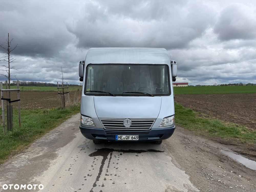 Mercedes-Benz RMB - 7