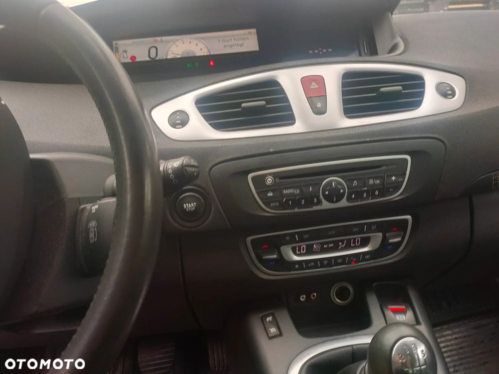 Renault Scenic - 13