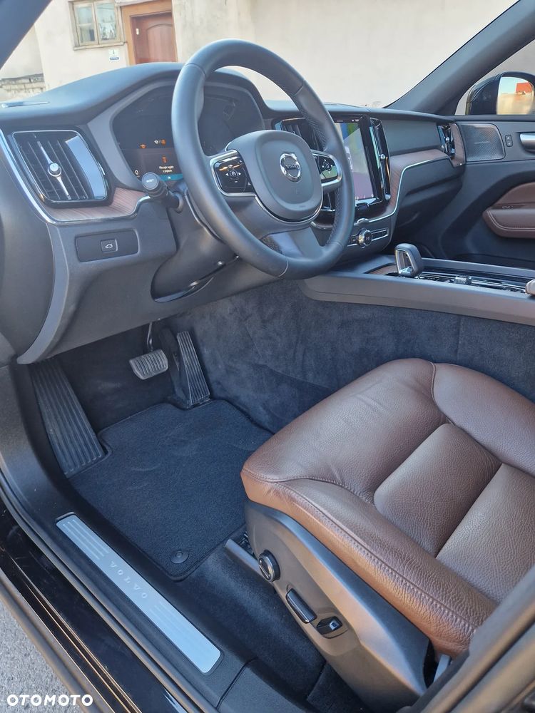 Volvo XC 60 - 13