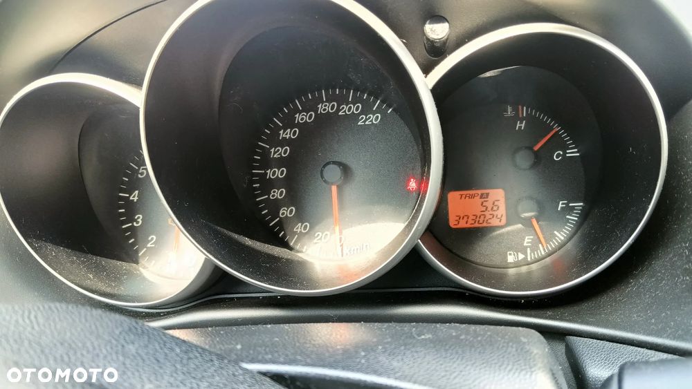 Mazda 3 - 16