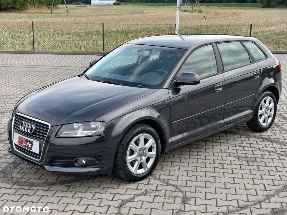 Audi A3 Sportback - 3