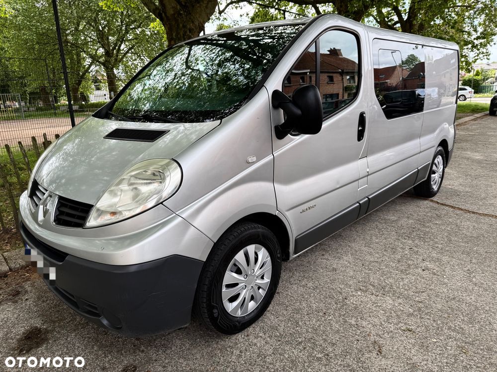 Renault Trafic - 1