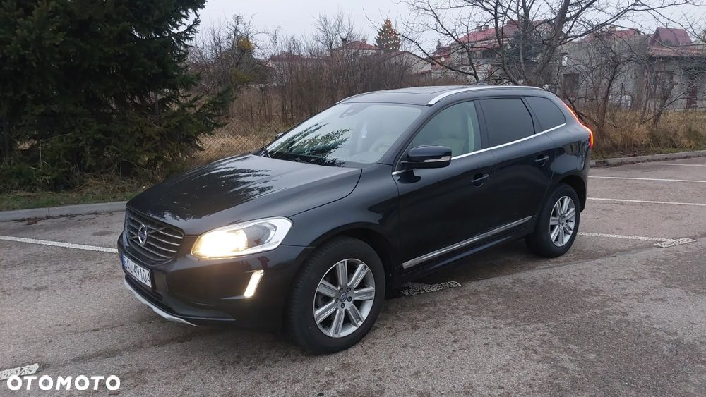 Volvo XC 60 T5 Momentum - 2