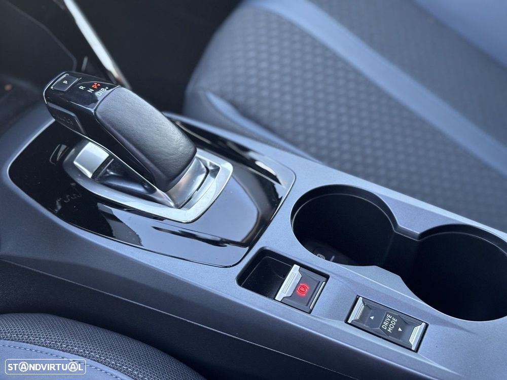 Peugeot e-2008 50 kWh Allure Pack - 14