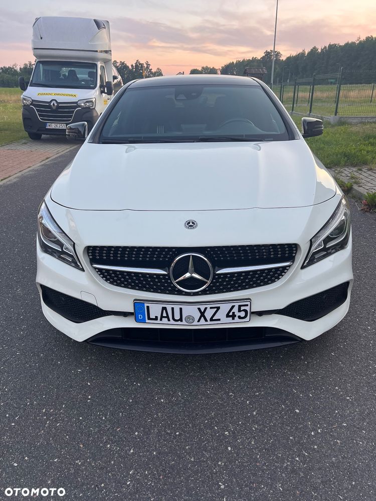 Mercedes-Benz CLA 250 4-Matic AMG Line - 19