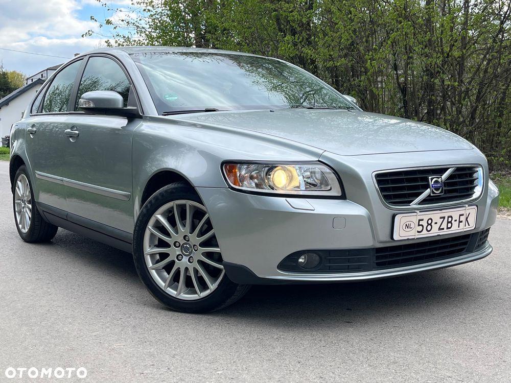 Volvo S40 2.0 Momentum - 1