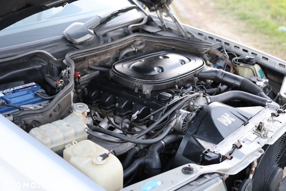Mercedes-Benz W124 (1984-1993) - 29