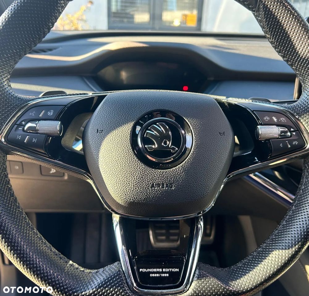 Skoda Enyaq 60 62kWh Founders - 15