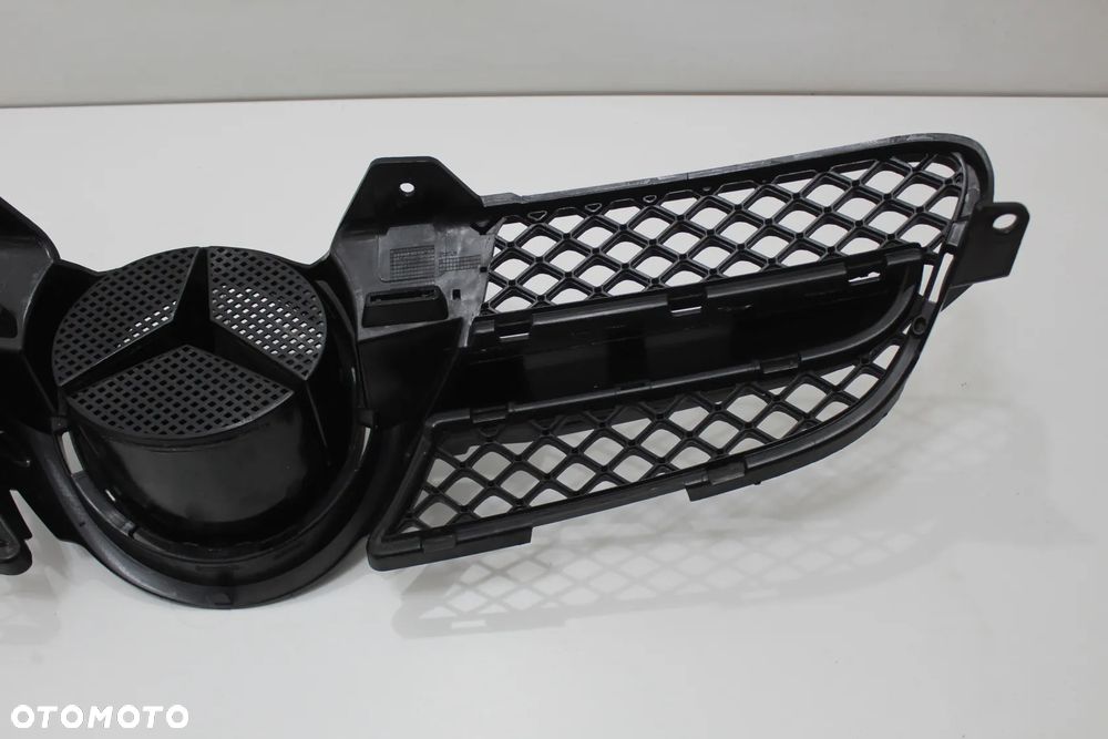 Grill atrapa chłodnicy stan BDB OE Mercedes SLK R171 W171 Lift Lifting A1718880260 - 11