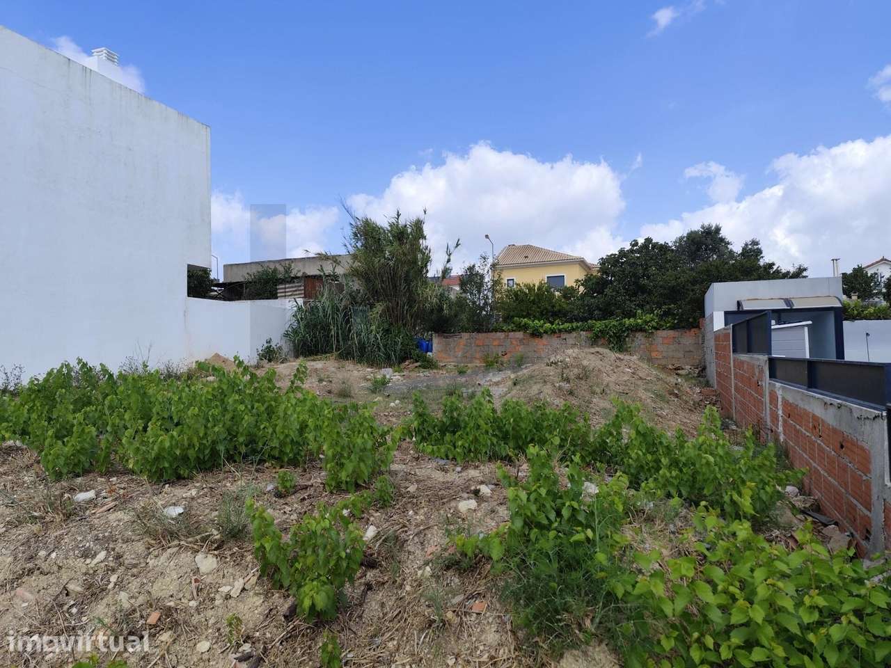 Terreno - Moradia Unifamiliar T3+1 (Suítes) - Grande imagem: 4/18