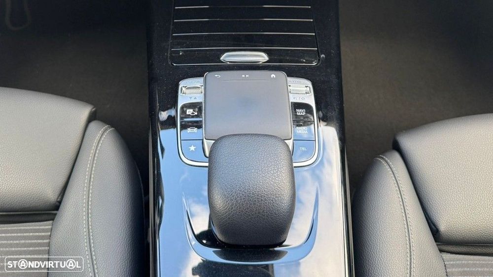 Mercedes-Benz CLA 200 - 18