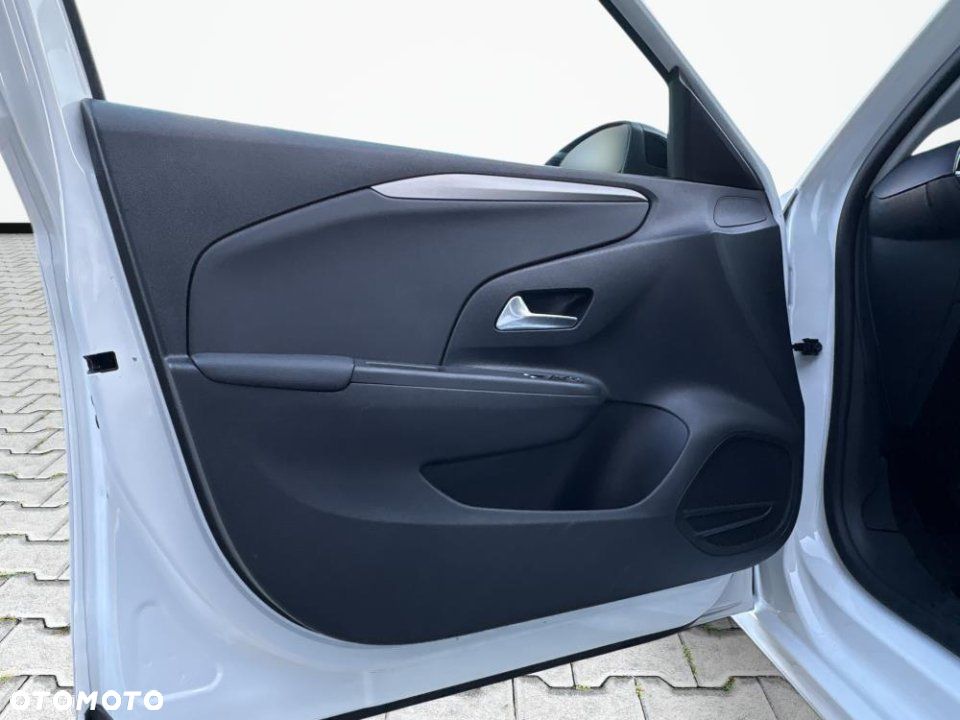 Opel Corsa - 20