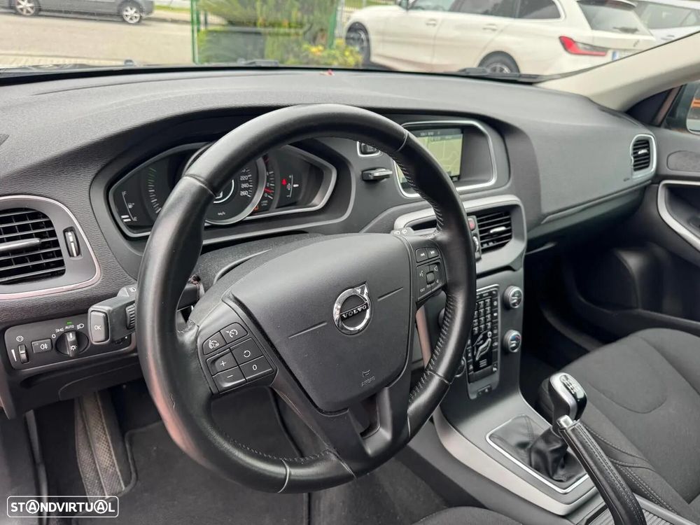 Volvo V40 2.0 D2 Kinetic - 22