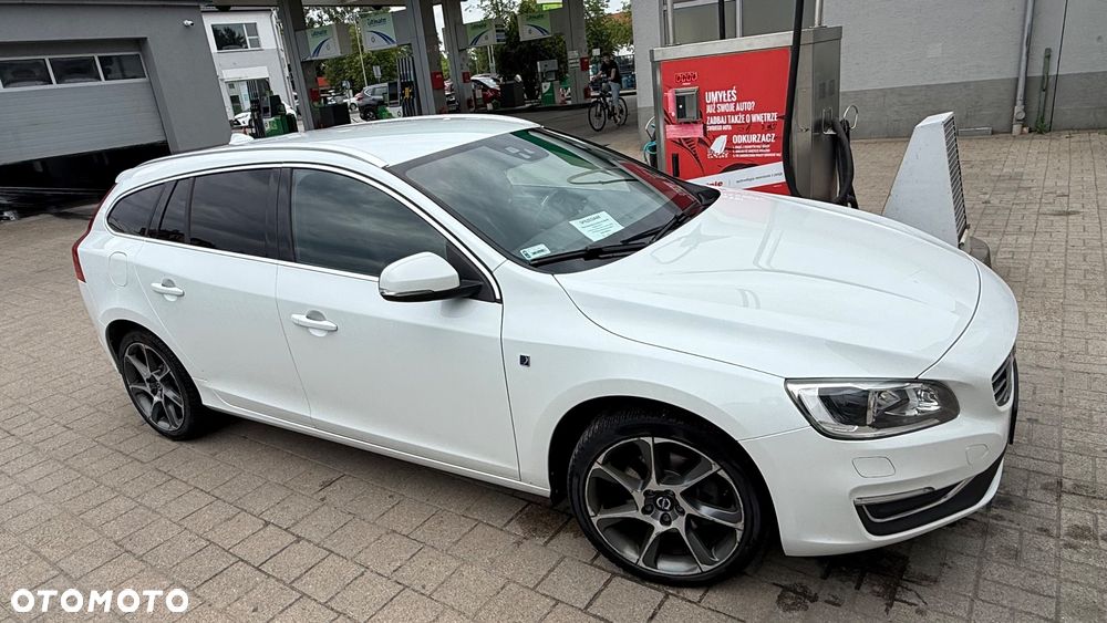 Volvo V60 D4 Drive-E Ocean Race - 24