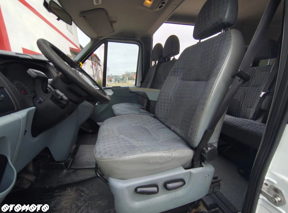 Ford Transit - 8