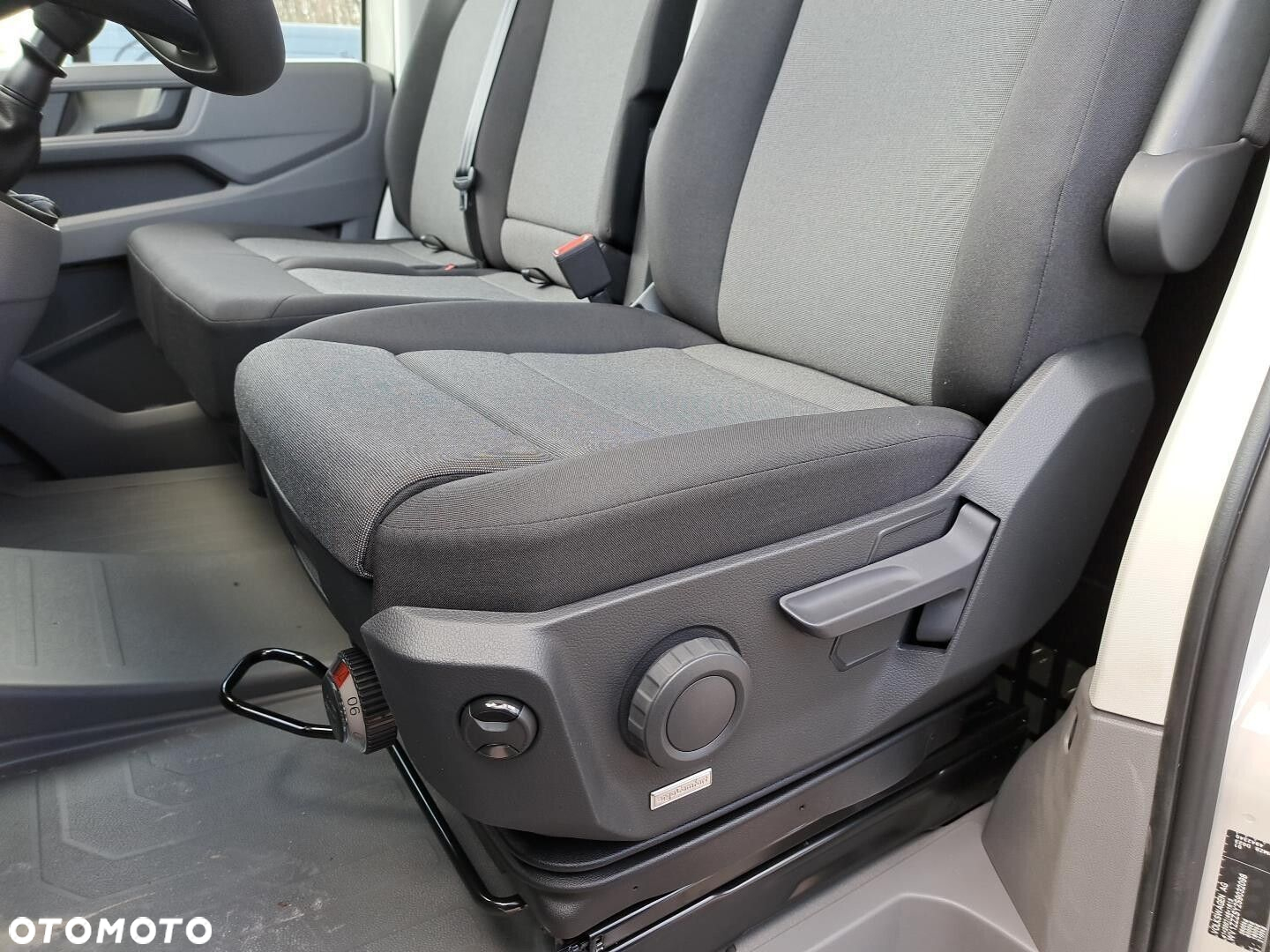 Volkswagen Crafter 35 furgon wysoki dach, 2,0 TDI 177KM, przedni, 6-bieg manualna 3640 mm, Euro 6 - 11