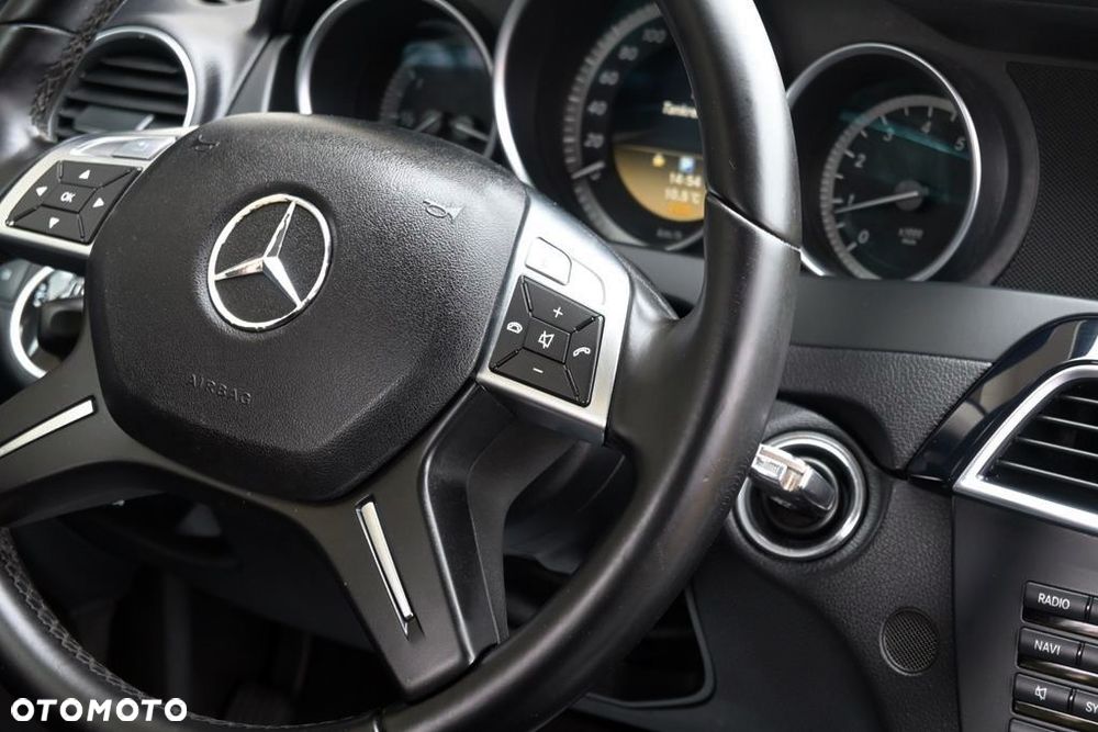 Mercedes-Benz Klasa C 180 Kompressor Avantgarde - 37